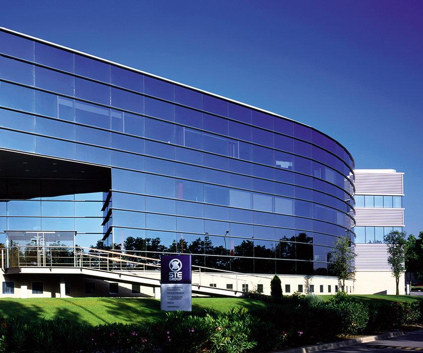 aluminiowe systemy okienne i drzwiowe